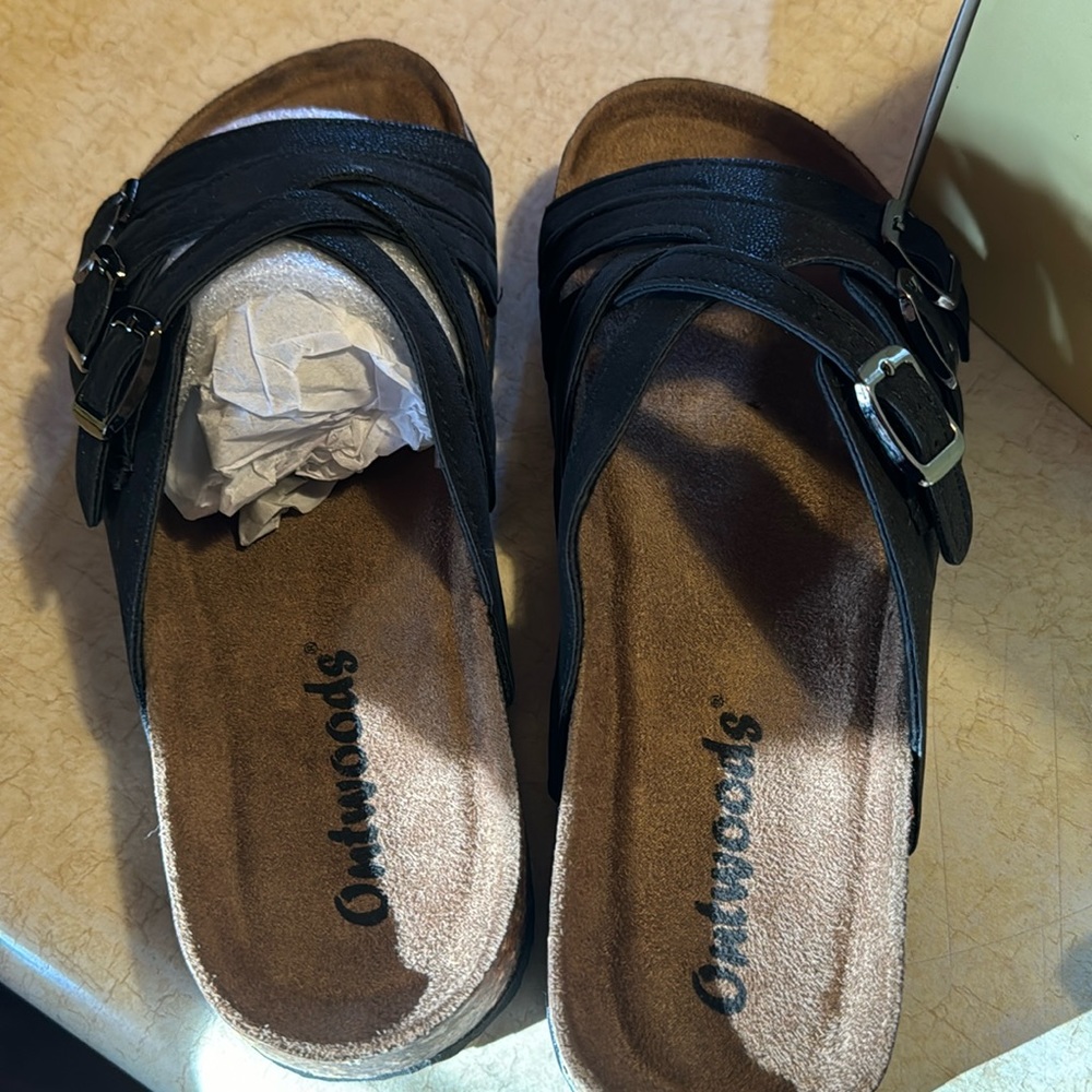 Woman's slide on sandal